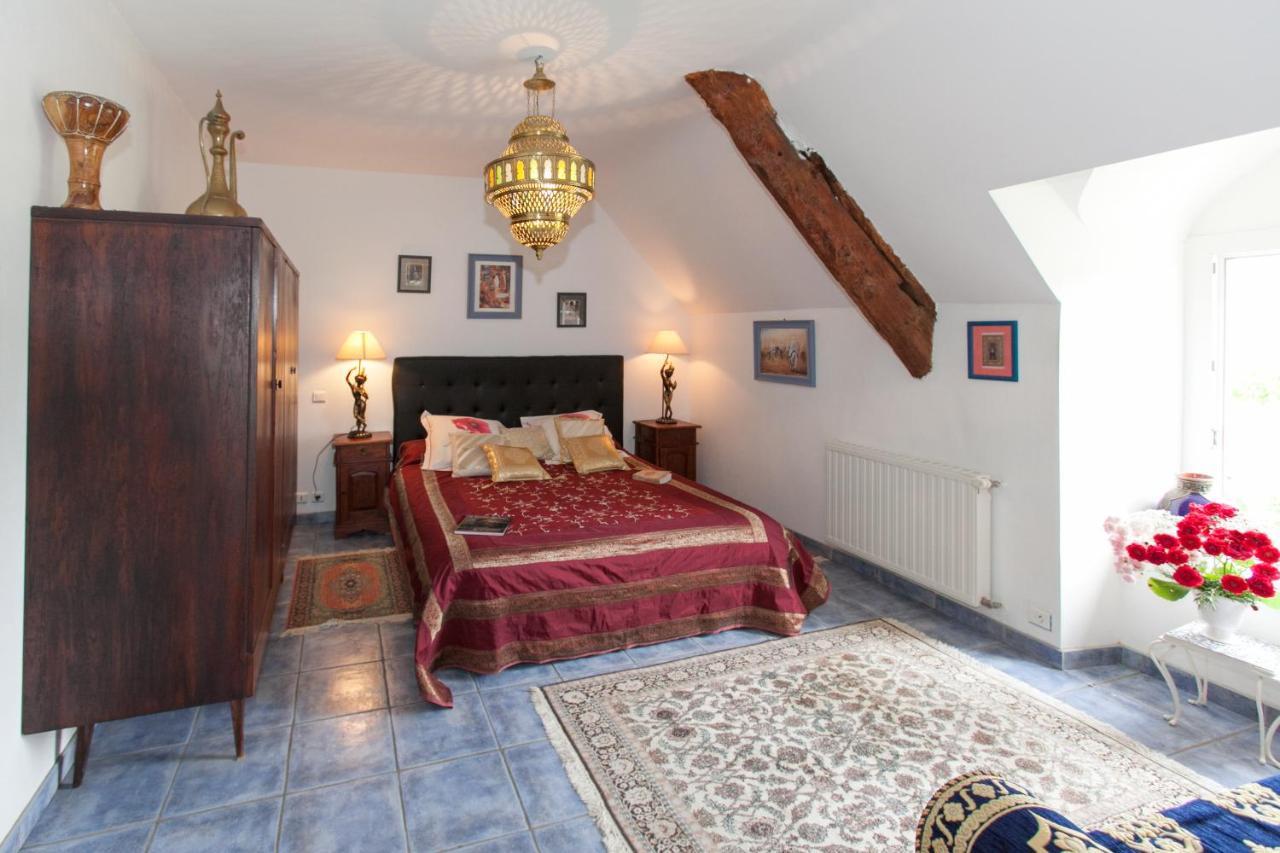 Chambres D'Hotes - Les Palmiers Corseul Экстерьер фото
